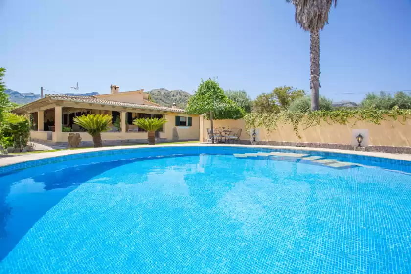 Holiday rentals in La sort llarga (campomar)