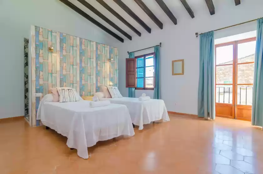 Holiday rentals in Sa creu, Algaida