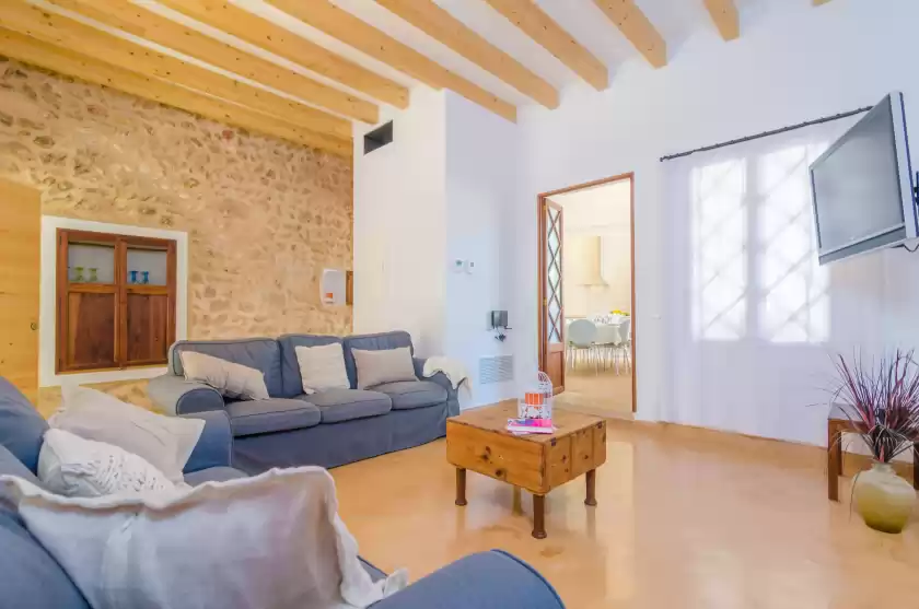 Holiday rentals in Sa creu, Algaida