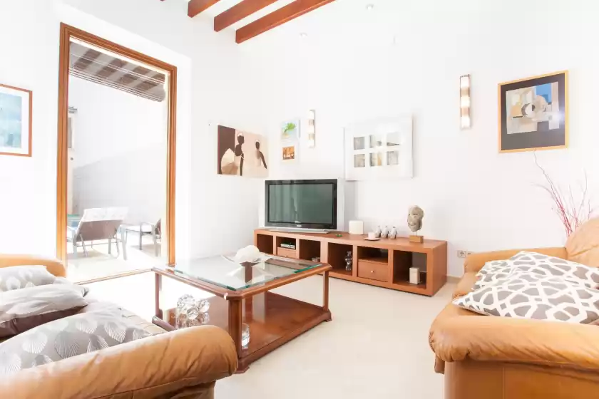 Holiday rentals in Can campins, Sa Pobla