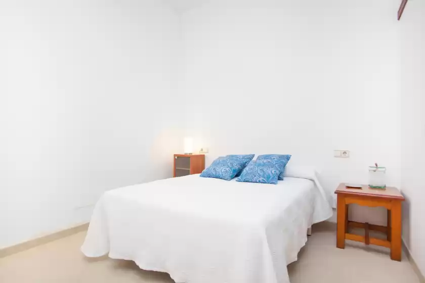 Holiday rentals in Can campins, Sa Pobla