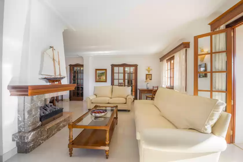 Holiday rentals in Can pou, Cala Millor