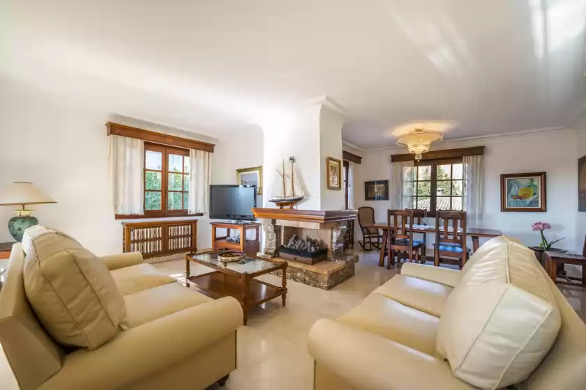 Holiday rentals in Can pou, Cala Millor