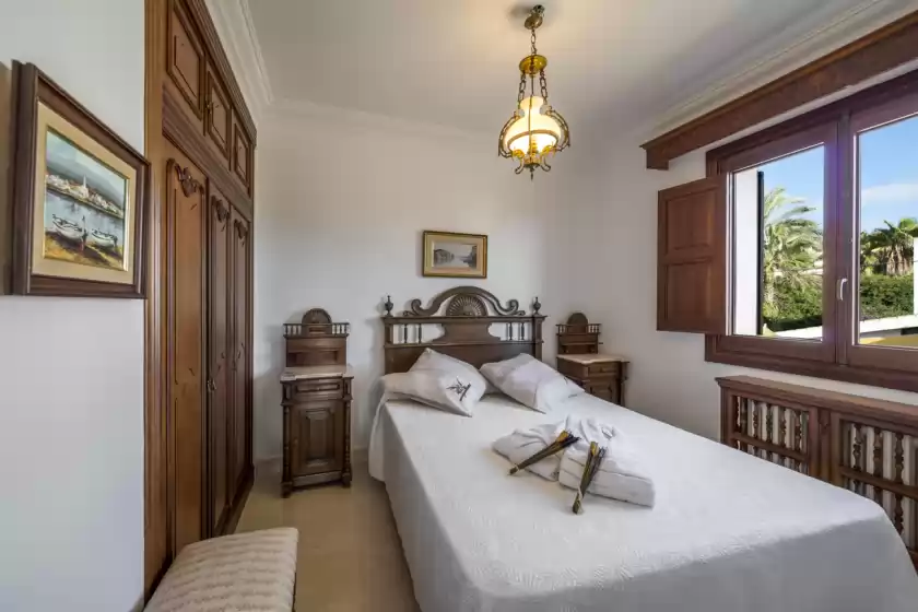 Holiday rentals in Can pou, Cala Millor