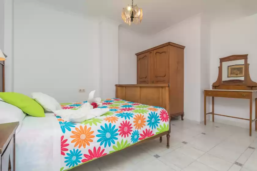 Holiday rentals in Ca na sota, Inca