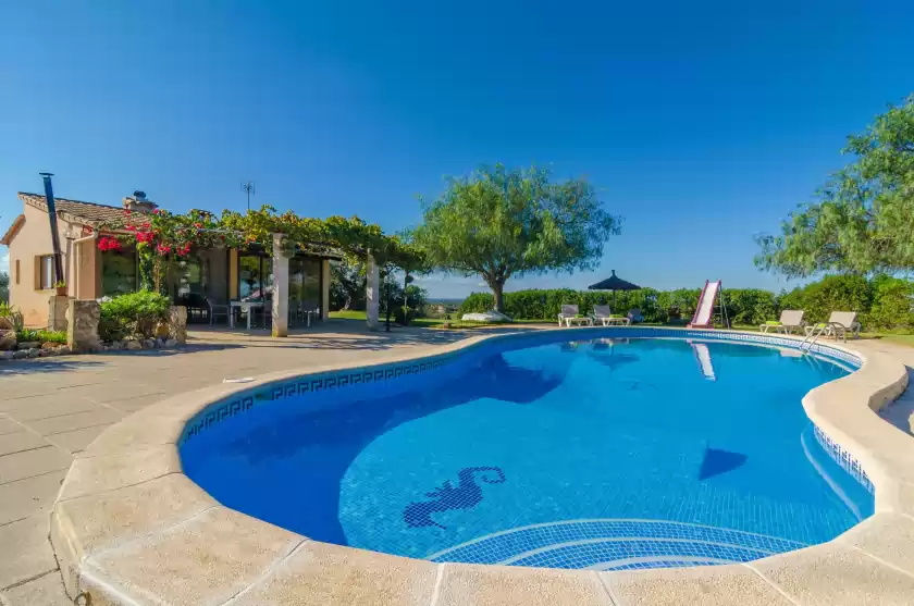 Holiday rentals in Can nadal (finca can nadal)