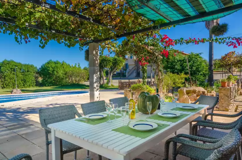 Holiday rentals in Can nadal (finca can nadal), Campos