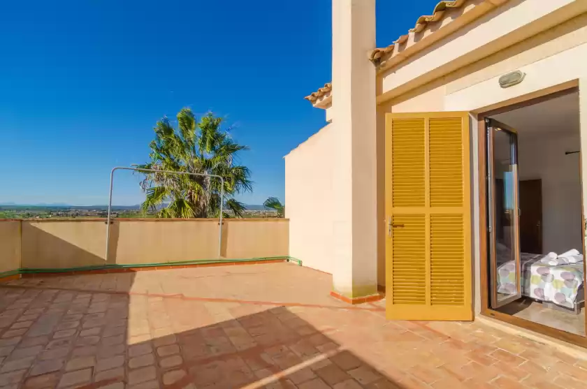 Holiday rentals in Can nadal (finca can nadal), Campos