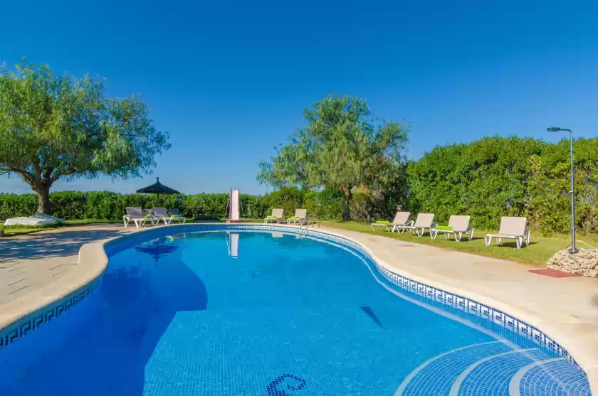 Holiday rentals in Can nadal (finca can nadal), Campos