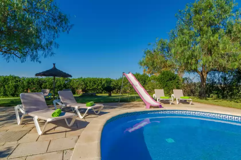 Holiday rentals in Can nadal (finca can nadal), Campos