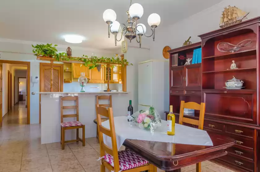 Holiday rentals in Can nadal (finca can nadal), Campos