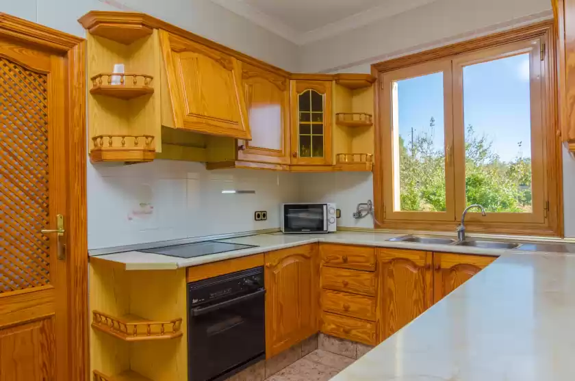 Holiday rentals in Can nadal (finca can nadal), Campos