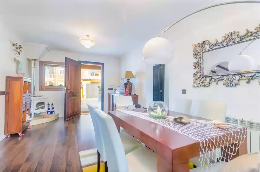 Holiday rentals in La playita, Badia Gran
