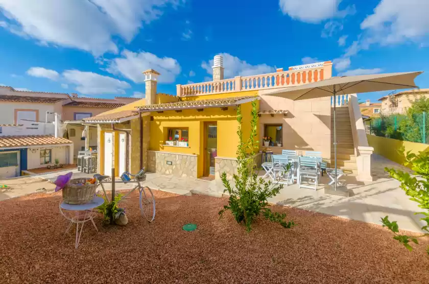 Holiday rentals in La playita, Badia Gran