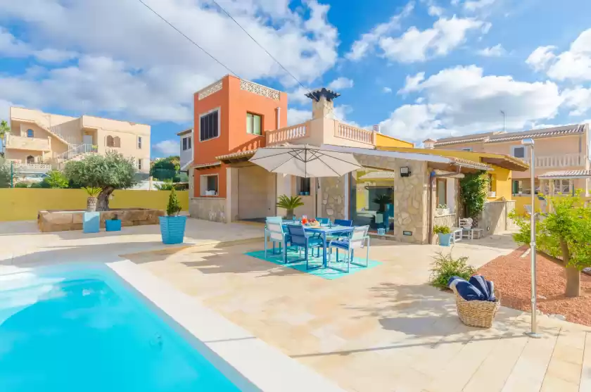 Holiday rentals in La playita, Badia Gran