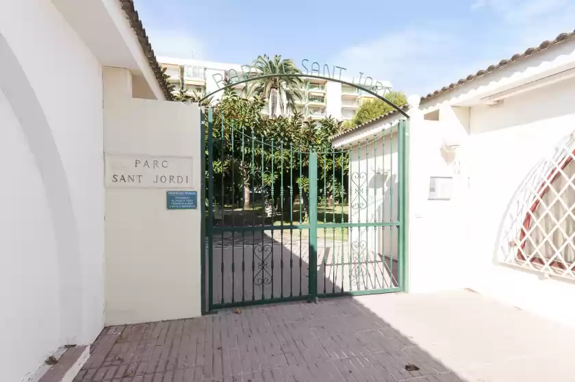 Holiday rentals in Parque del puerto, Grau i Platja