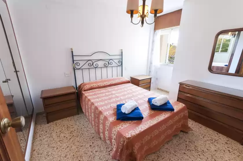 Holiday rentals in Parque del puerto, Grau i Platja