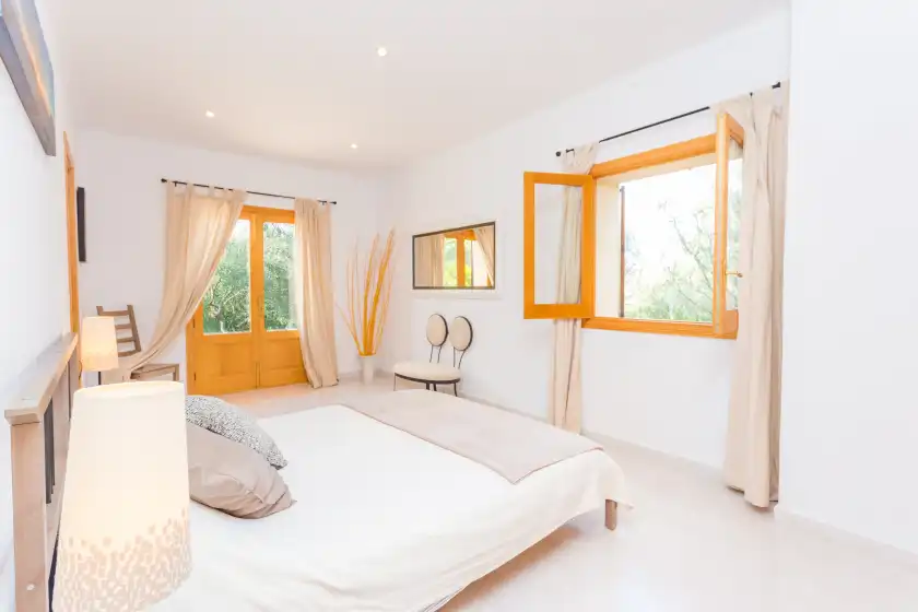 Holiday rentals in Binitaref, Sineu