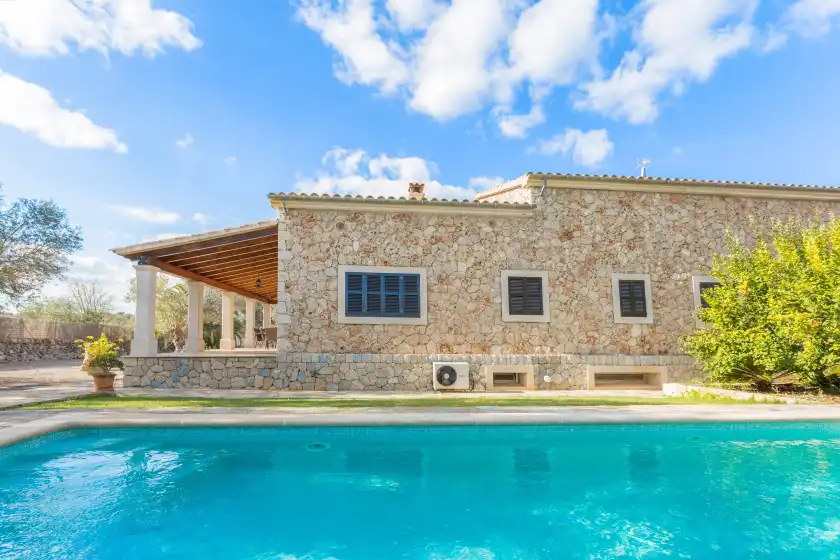 Holiday rentals in Binitaref, Sineu