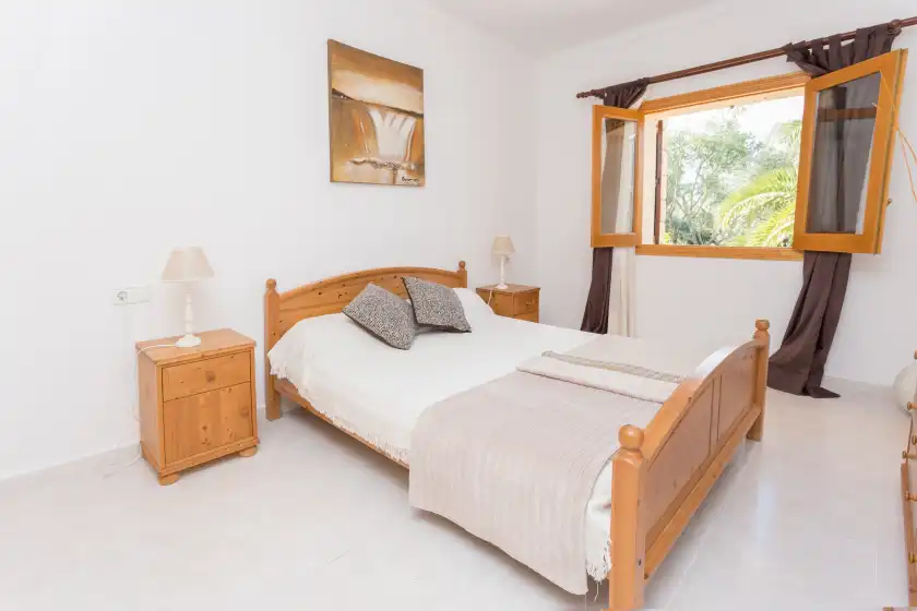 Holiday rentals in Binitaref, Sineu