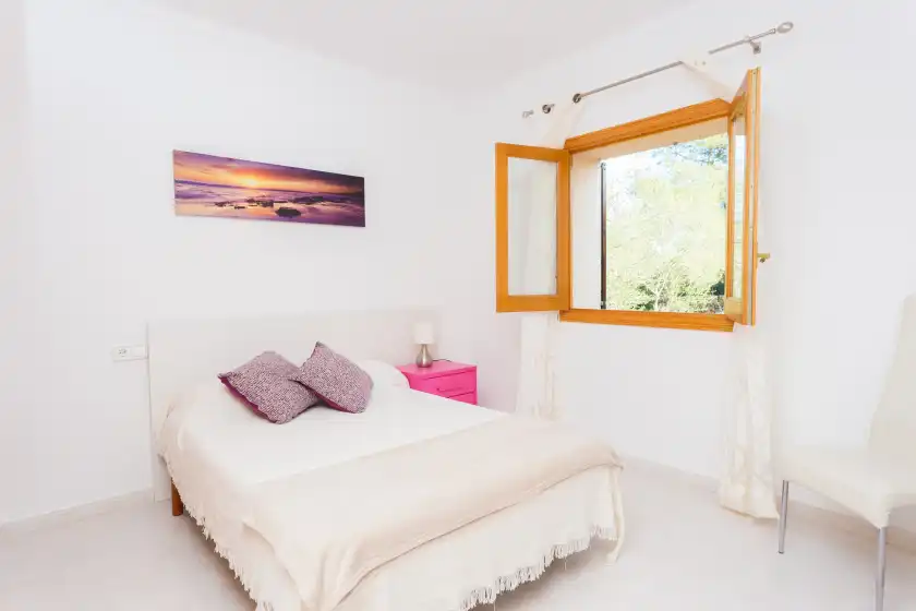 Holiday rentals in Binitaref, Sineu