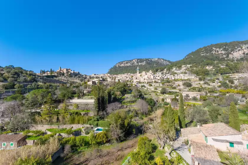 Holiday rentals in Casa miranda, Valldemossa