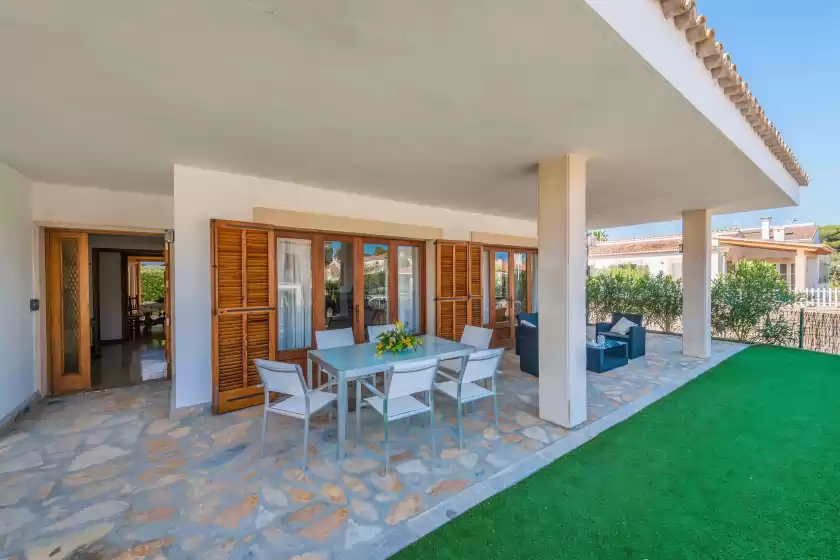 Holiday rentals in S'hort de monnaber