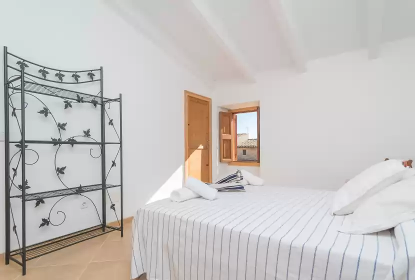 Ferienhaus auf Ca sescolà (escolana), Pina