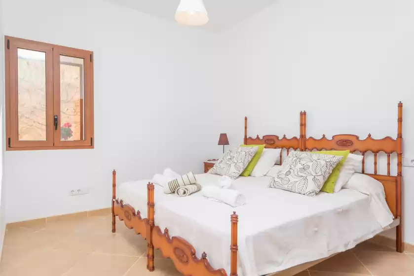 Ferienhaus auf Ca sescolà (escolana), Pina
