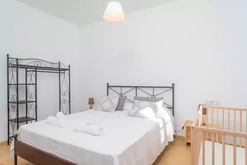 Ferienhaus auf Ca sescolà (escolana), Pina