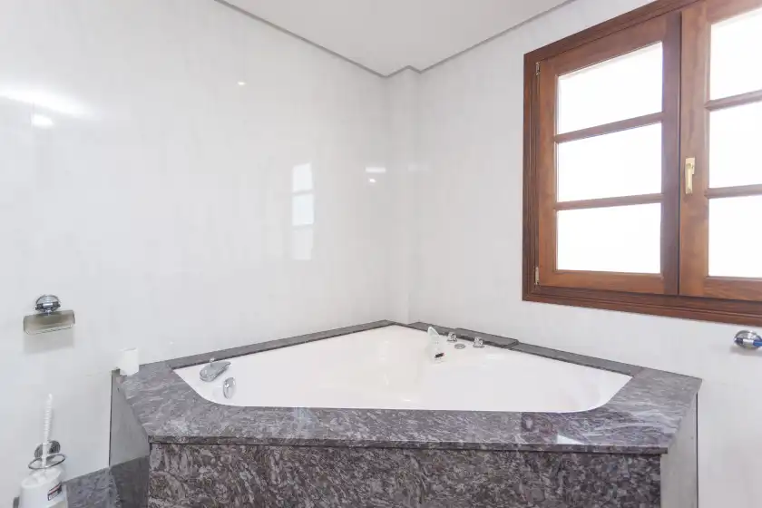 Holiday rentals in Casa luna, Urbanització Sant Pere