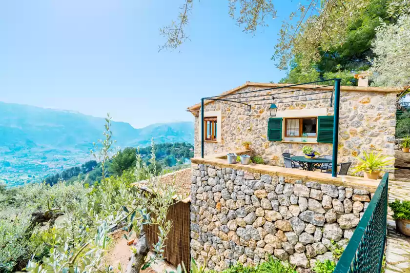 Holiday rentals in S'olivaret (fornalutx)