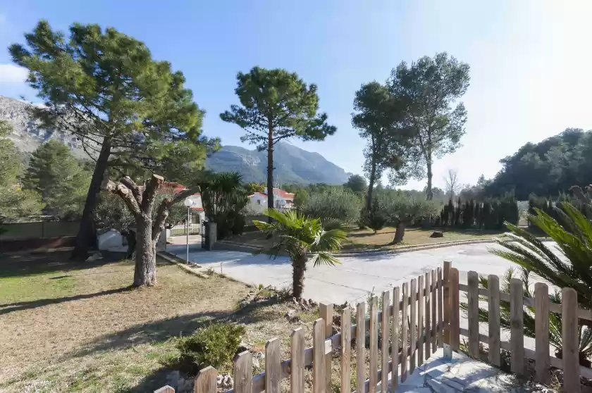 Holiday rentals in Bohemia, Barx
