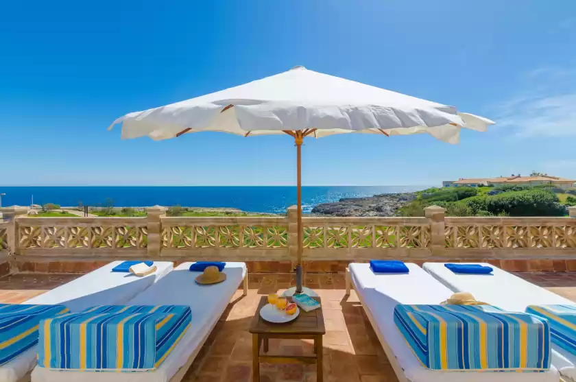 Holiday rentals in Can rosito