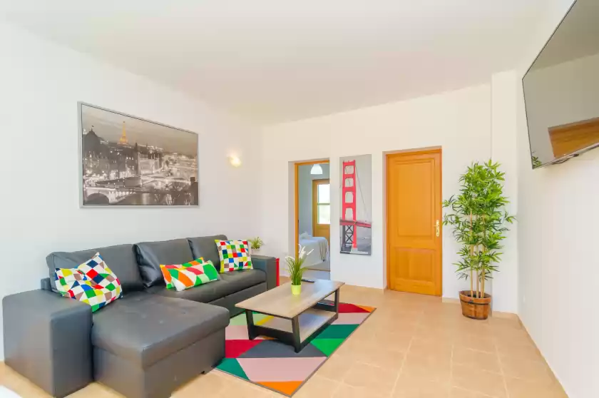Holiday rentals in Casa naranjos, Manacor
