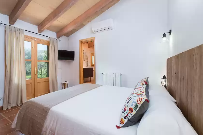 Holiday rentals in Sa parellada - gold, Moscari