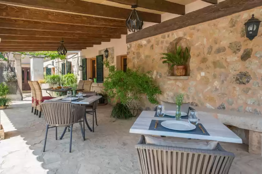 Holiday rentals in Sa parellada - gold, Moscari