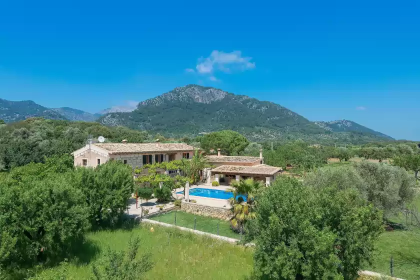 Holiday rentals in Sa parellada - gold