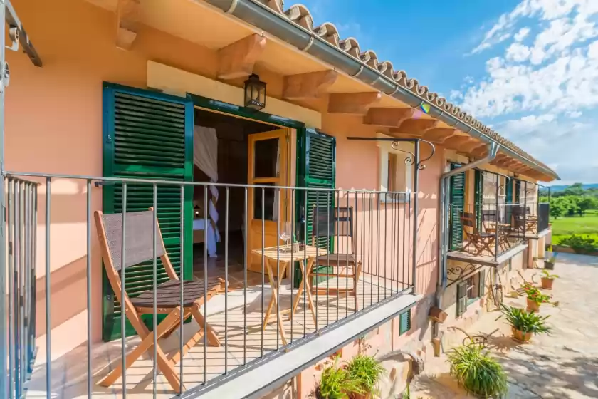 Holiday rentals in Sa parellada - deluxe, Moscari