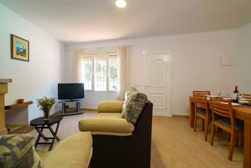 Holiday rentals in Granacinc