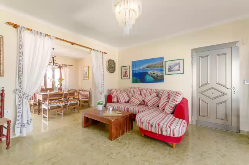 Holiday rentals in Es verger, Son Serra de Marina