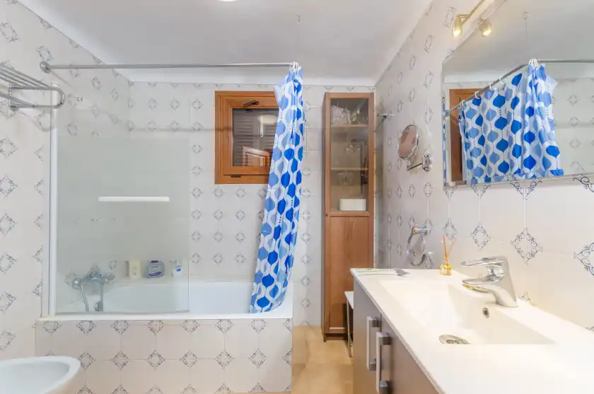 Holiday rentals in Ca na margalida (villa campanet), Campanet