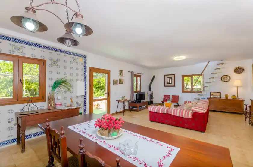 Holiday rentals in Ca na margalida (villa campanet), Campanet