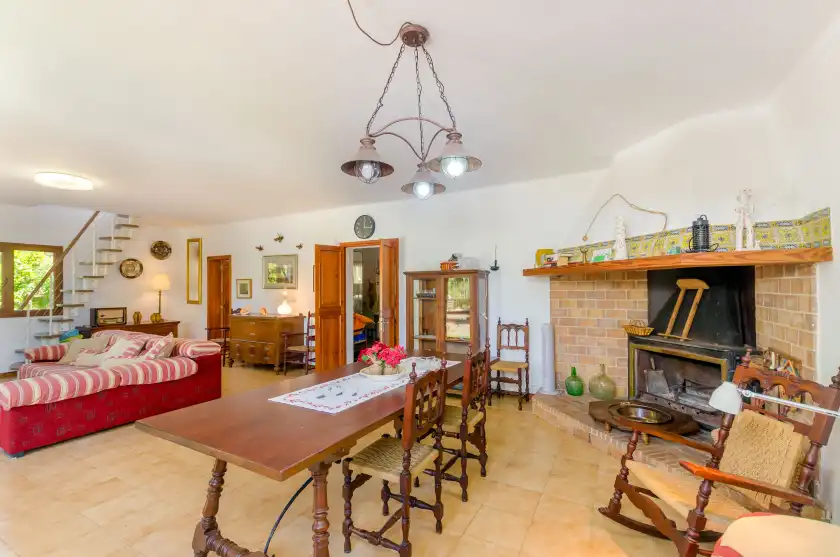 Holiday rentals in Ca na margalida (villa campanet), Campanet