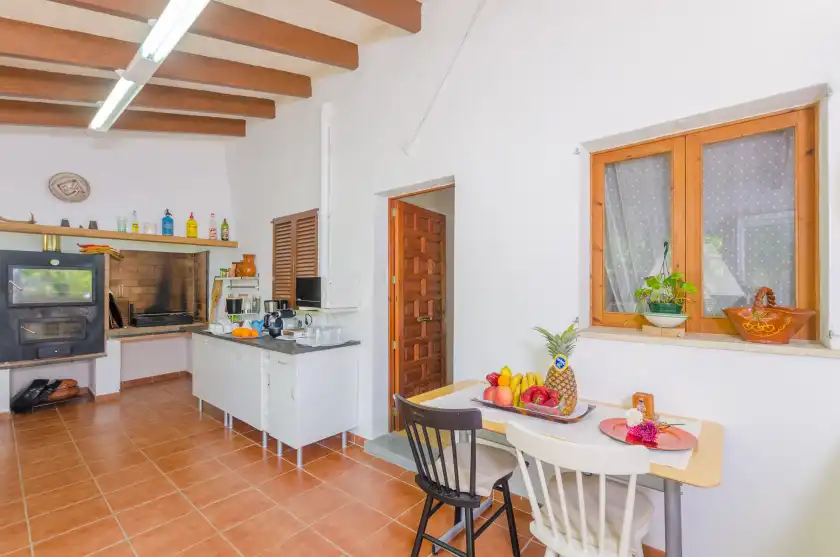 Holiday rentals in Ca na margalida (villa campanet), Campanet
