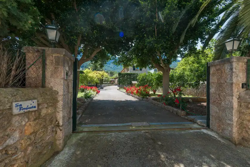 Holiday rentals in Sa finqueta, Sóller