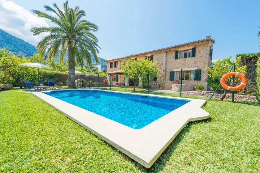 Holiday rentals in Sa finqueta