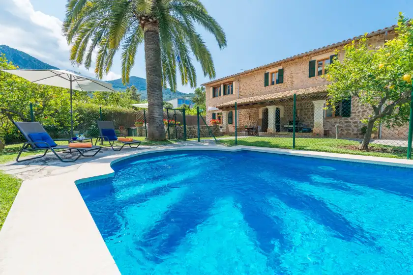 Holiday rentals in Sa finqueta, Sóller