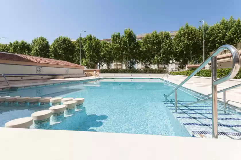 Holiday rentals in Ilusion, Grau i Platja