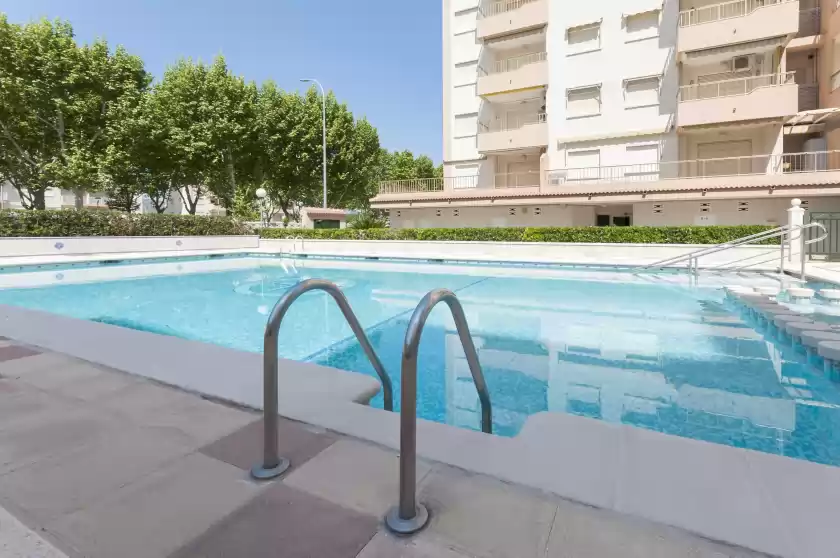 Holiday rentals in Ilusion, Grau i Platja